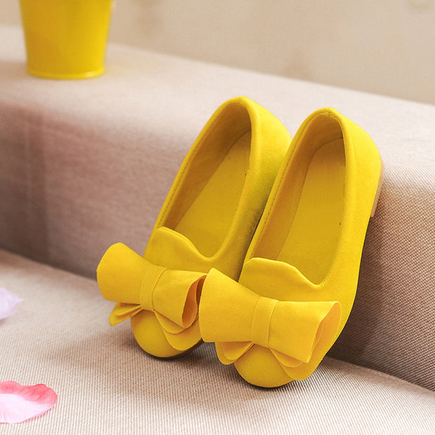 Girls Suede Ballerina Flat. Yellow.