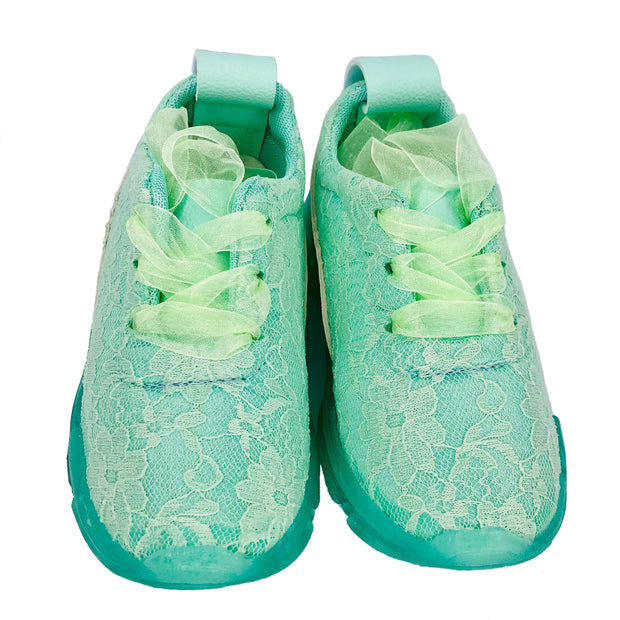 Girl's Lace Sneakers with organza. Green.